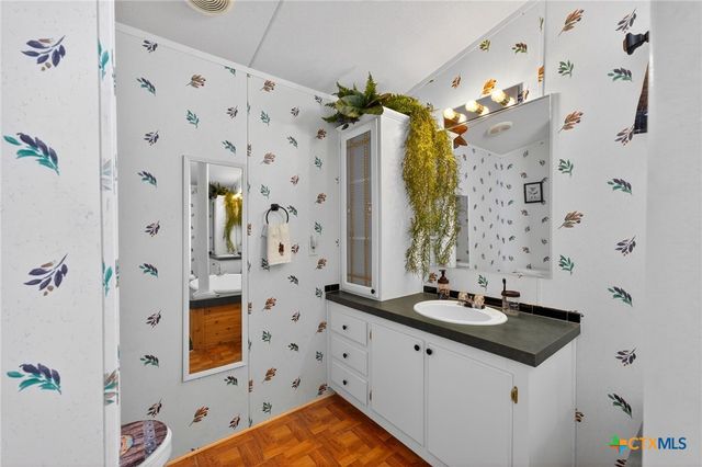 143 Bluff View Drive, Spring Branch, TX 78070