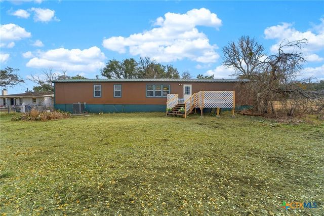 143 Bluff View Drive, Spring Branch, TX 78070