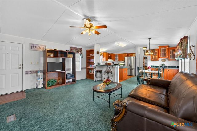 143 Bluff View Drive, Spring Branch, TX 78070