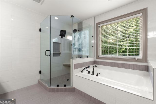5583 Julian Place, Atlanta, GA 30342