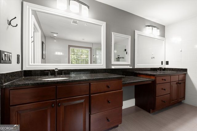 5583 Julian Place, Atlanta, GA 30342