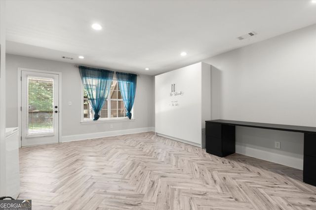 5583 Julian Place, Atlanta, GA 30342
