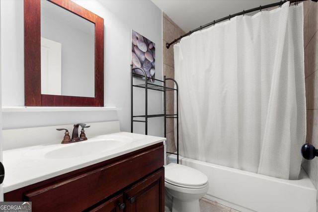 5583 Julian Place, Atlanta, GA 30342