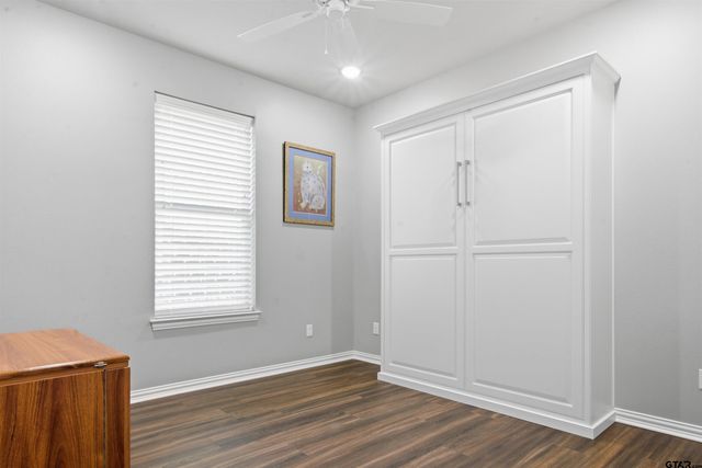 731 Cambridge Bend Cir, Tyler, TX 75703