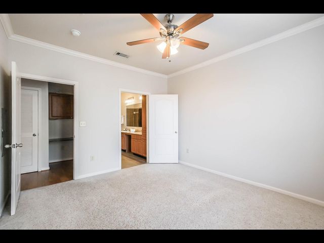 1711 Old Spanish Trail 151, Houston, TX 77054