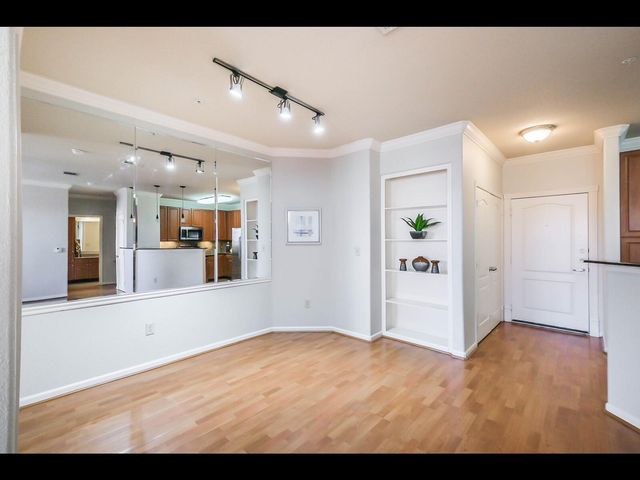 1711 Old Spanish Trail 151, Houston, TX 77054