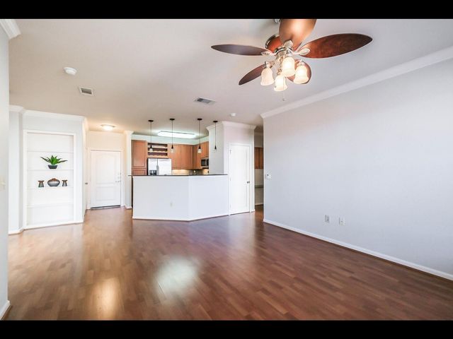 1711 Old Spanish Trail 151, Houston, TX 77054