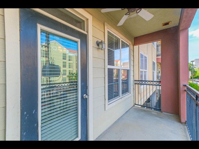 1711 Old Spanish Trail 151, Houston, TX 77054