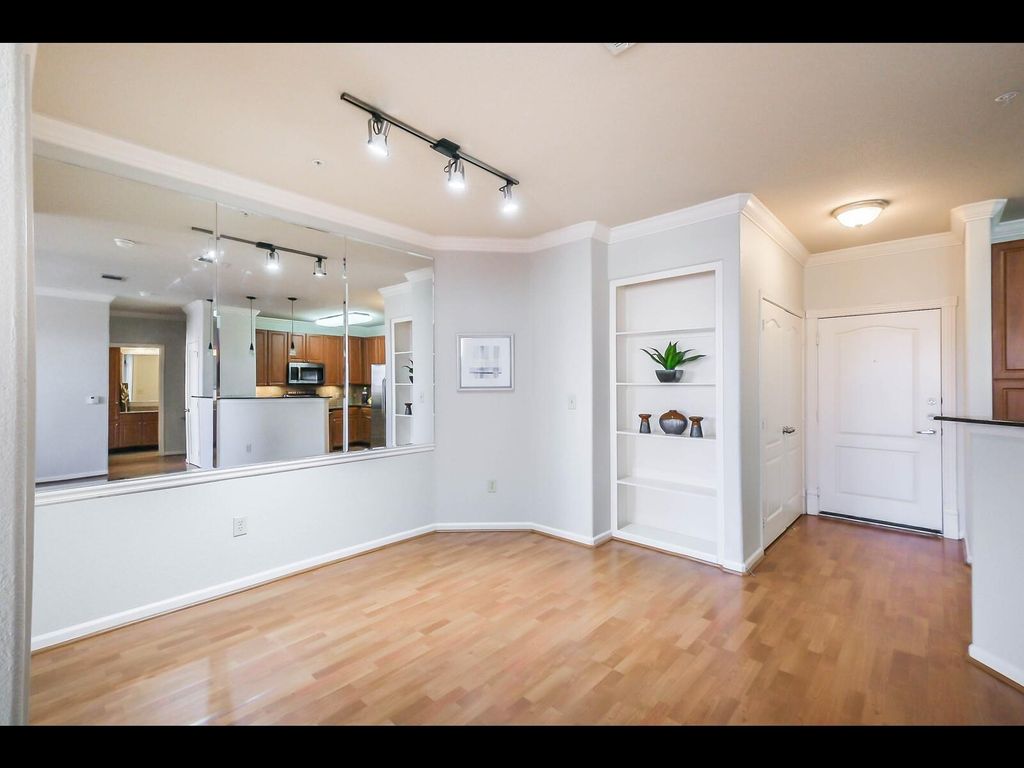 1711 Old Spanish Trail 151, Houston, TX 77054