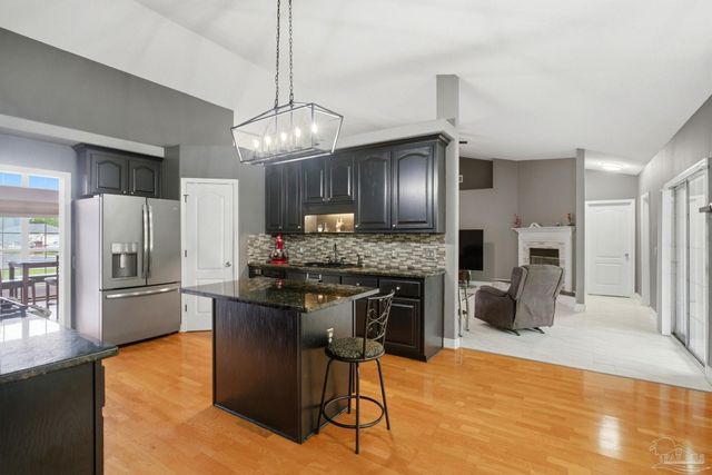 250 Shay Trl, Cantonment, FL 32533