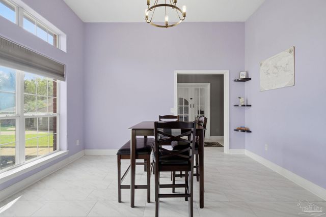 250 Shay Trl, Cantonment, FL 32533