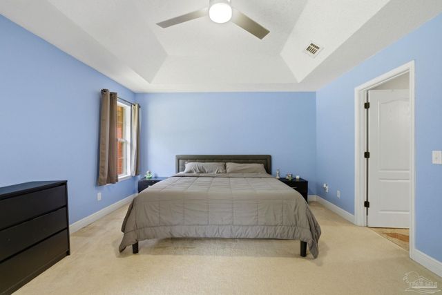 250 Shay Trl, Cantonment, FL 32533