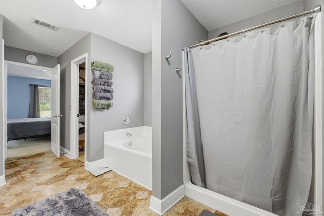 250 Shay Trl, Cantonment, FL 32533