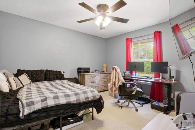 250 Shay Trl, Cantonment, FL 32533