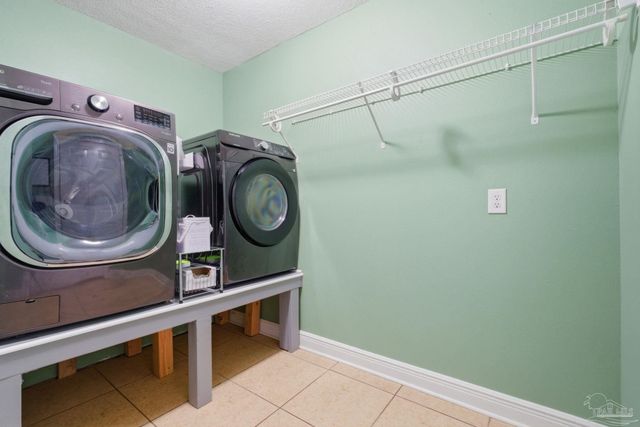 250 Shay Trl, Cantonment, FL 32533