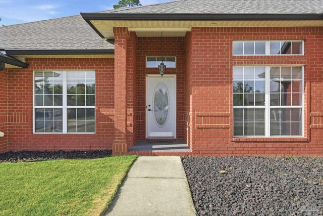 250 Shay Trl, Cantonment, FL 32533