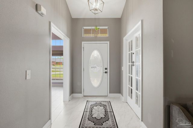 250 Shay Trl, Cantonment, FL 32533