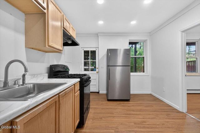 240 4th Street, Troy, NY 12180