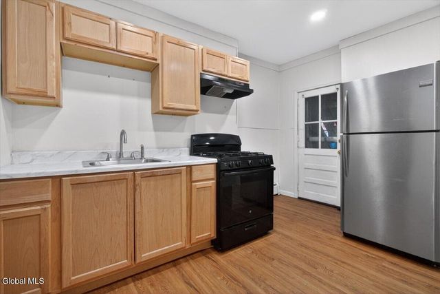240 4th Street, Troy, NY 12180