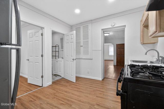 240 4th Street, Troy, NY 12180