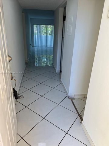 1555 W 44th Pl 244, Hialeah, FL 33012