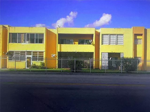 1555 W 44th Pl 244, Hialeah, FL 33012
