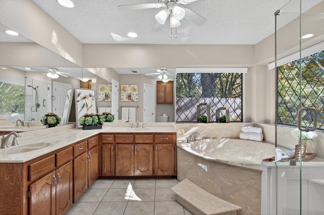 3508 Mckamy Oaks Trail, Arlington, TX 76017