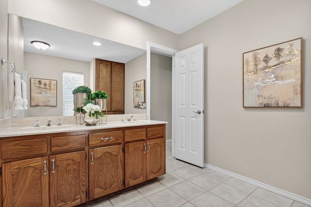 3508 Mckamy Oaks Trail, Arlington, TX 76017