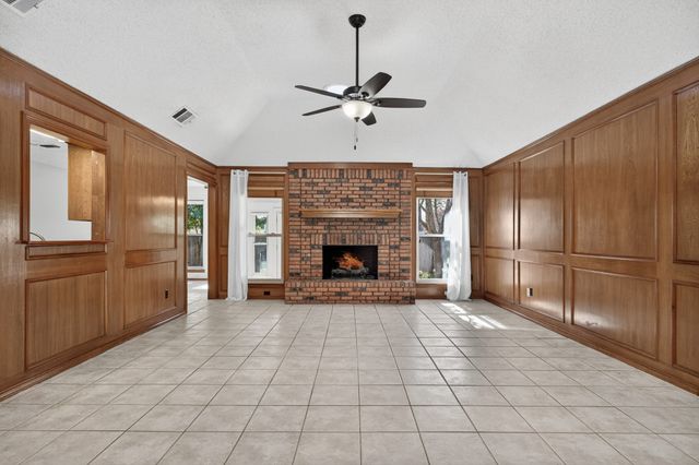 3508 Mckamy Oaks Trail, Arlington, TX 76017