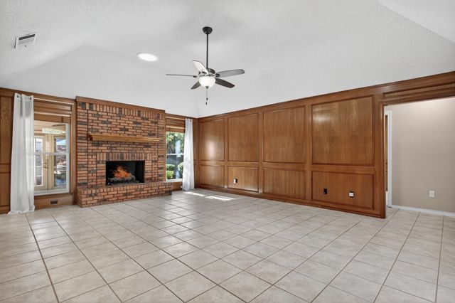 3508 Mckamy Oaks Trail, Arlington, TX 76017