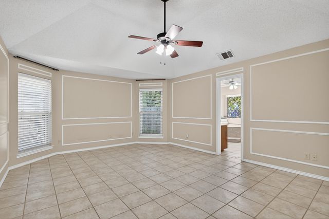 3508 Mckamy Oaks Trail, Arlington, TX 76017