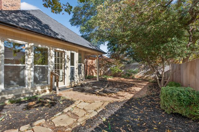 3508 Mckamy Oaks Trail, Arlington, TX 76017