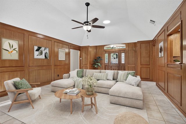 3508 Mckamy Oaks Trail, Arlington, TX 76017