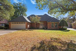 3508 Mckamy Oaks Trail, Arlington, TX 76017