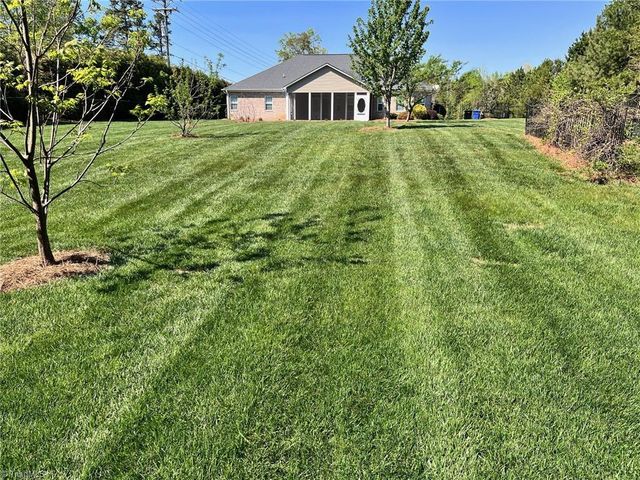 7490 Birchbend Lane, Lewisville, NC 27023