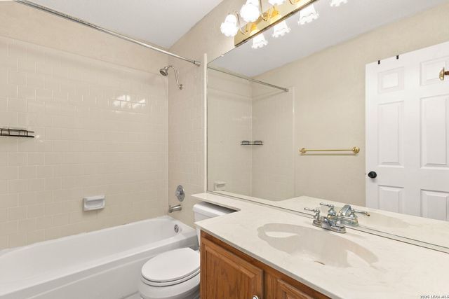 9218 Red Leg, San Antonio, TX 78240