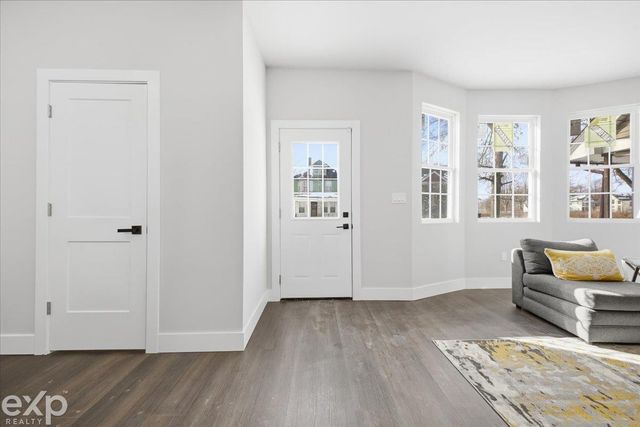 4486 Seyburn Street, Detroit, MI 48214