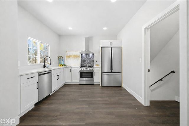 4486 Seyburn Street, Detroit, MI 48214