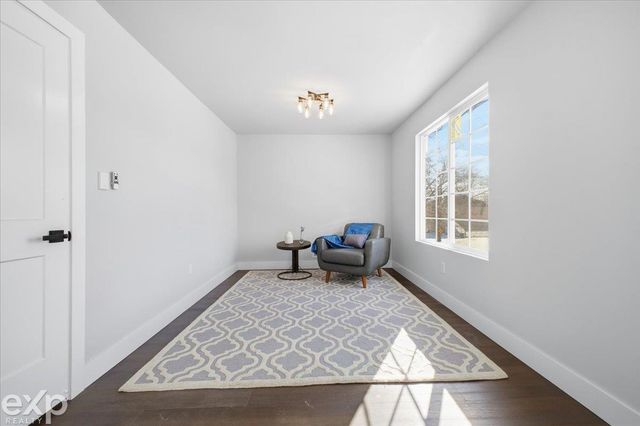 4486 Seyburn Street, Detroit, MI 48214