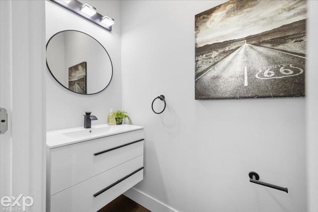 4486 Seyburn Street, Detroit, MI 48214