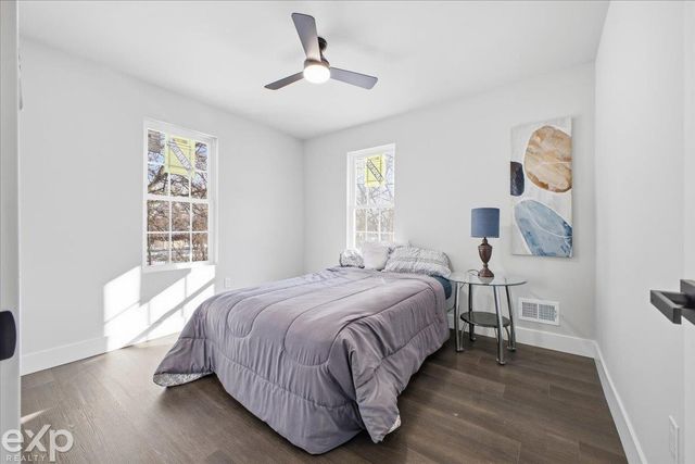 4486 Seyburn Street, Detroit, MI 48214