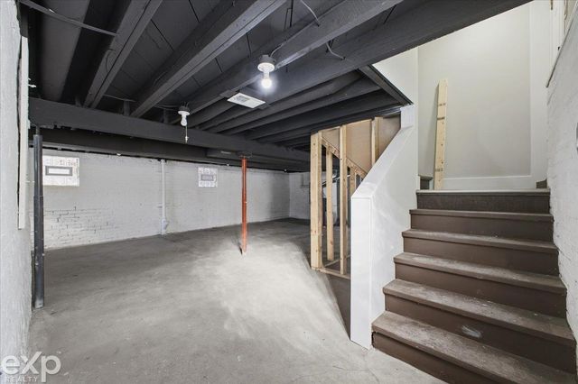 4486 Seyburn Street, Detroit, MI 48214