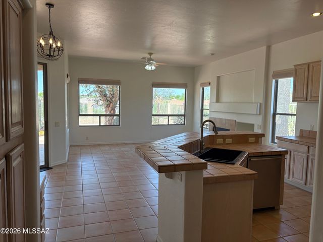 12981 N Woodburne Avenue, Oro Valley, AZ 85755