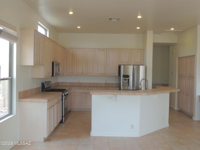 12981 N Woodburne Avenue, Oro Valley, AZ 85755