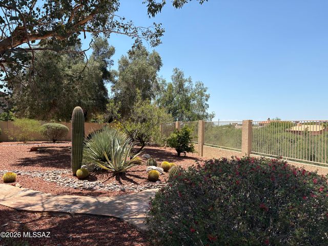 12981 N Woodburne Avenue, Oro Valley, AZ 85755