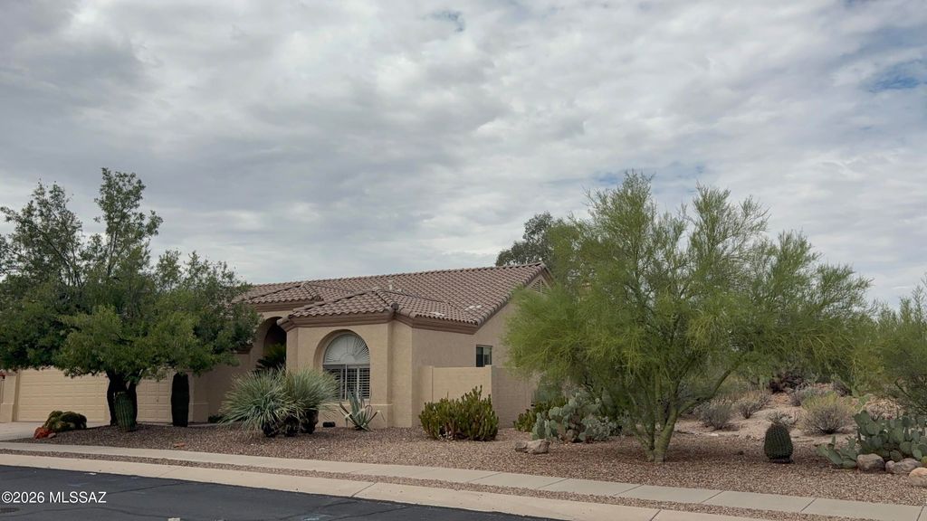 12981 N Woodburne Avenue, Oro Valley, AZ 85755