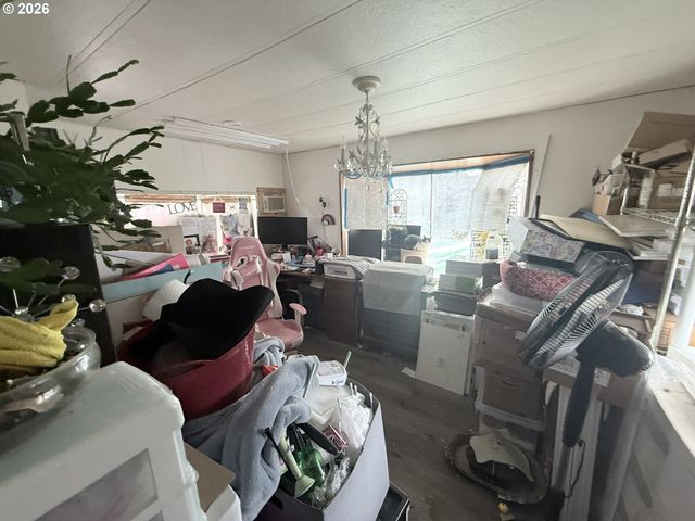 1000 N 8TH St 20, Reedsport, OR 97467