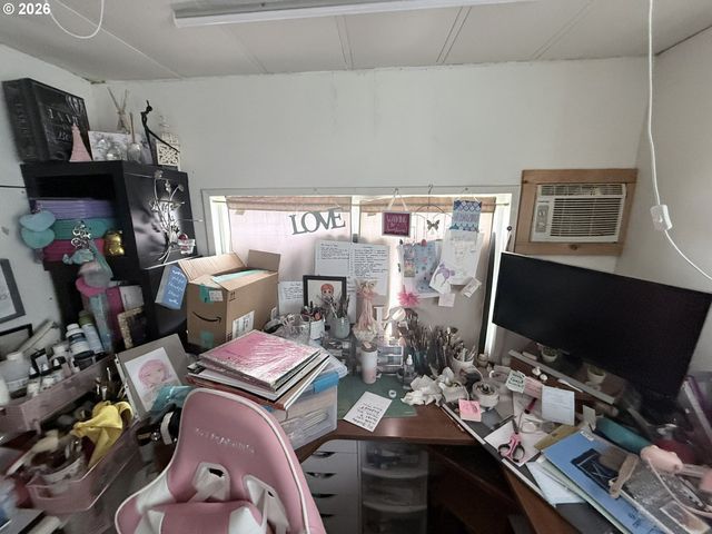 1000 N 8TH St 20, Reedsport, OR 97467