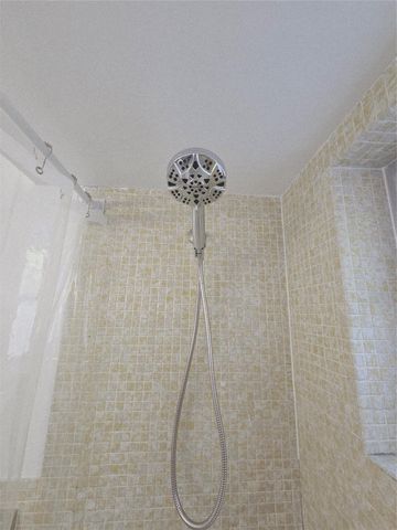 1007 N 19th Ave 4, Hollywood, FL 33020