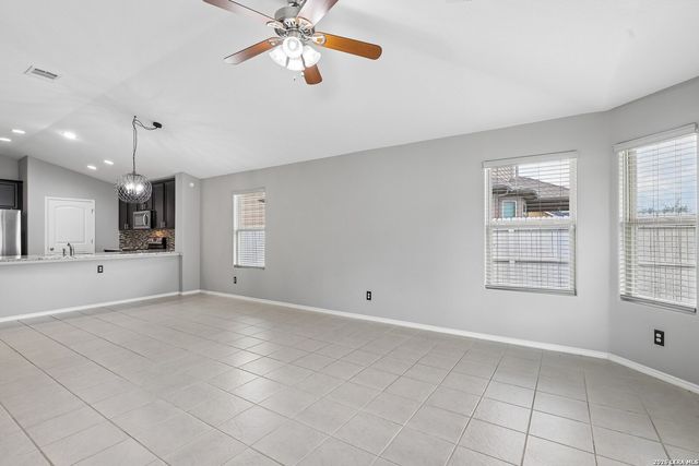 10411 Queensland Way, Converse, TX 78109